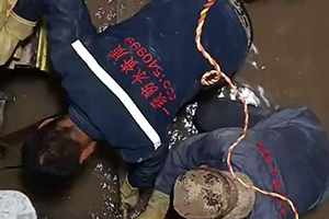通化电梯井堵漏施工视频